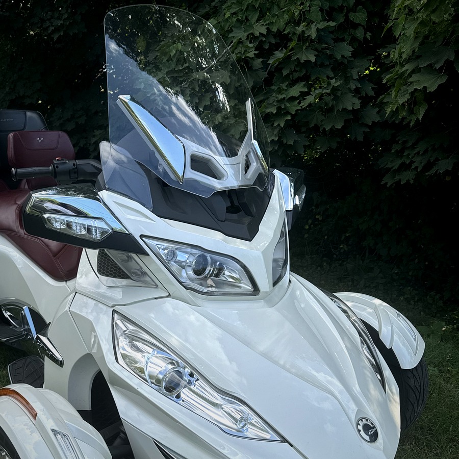 Sherryl Cephas's Can-Am Spyder RT Limited — the first bike of Rock Landing Ryderz